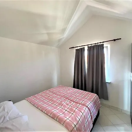 Apartment Melek *