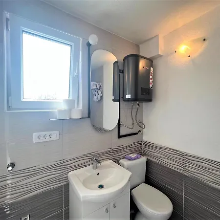 Melek Apartment *